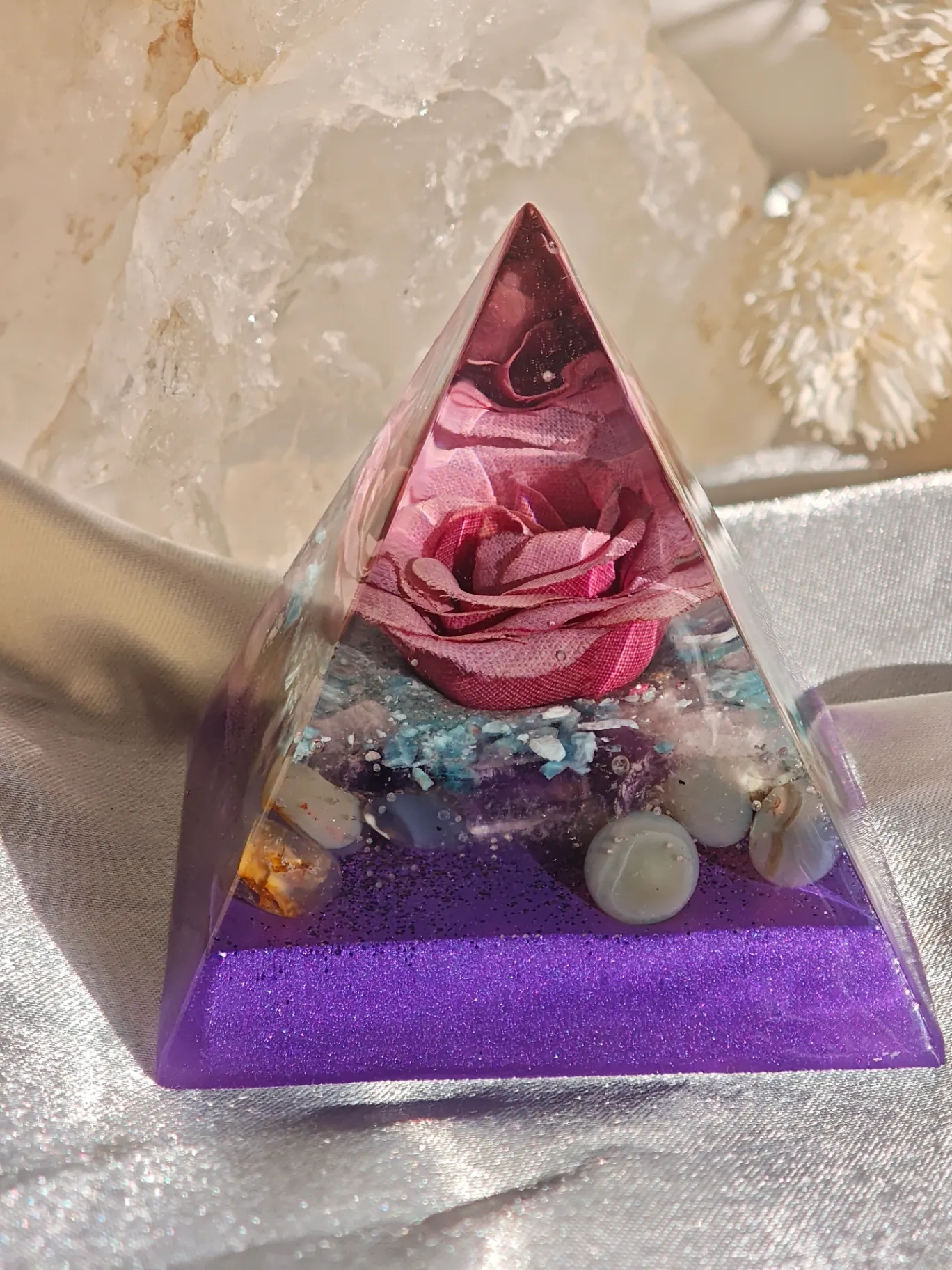 Pyramida láska,intuice,harmonie a ochrana (6cm) 1