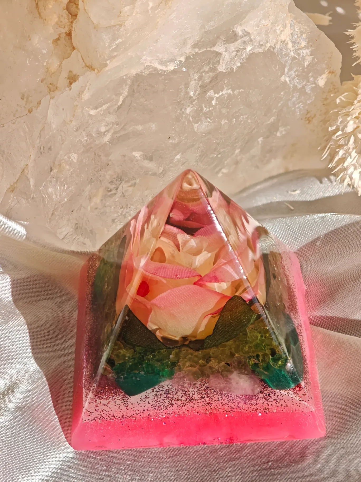 Pyramida láska,harmonie,hojnost,energie srdce(5cm) 2
